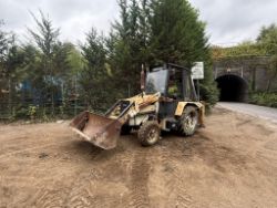 LEWIS BADGER 4WD FRONT LOADER BACKHOE