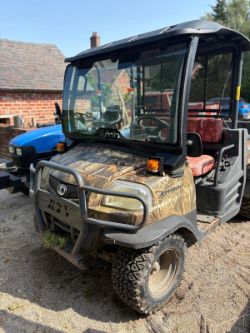 2014 KUBOTA RVT 900
