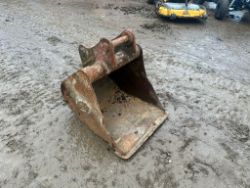 GEITH 45MM DIGGING BUCKET - GOOD CONDITION