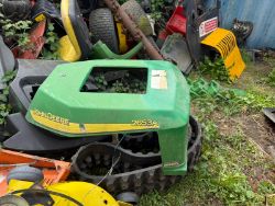 JOHN DEERE 2653A BONNET