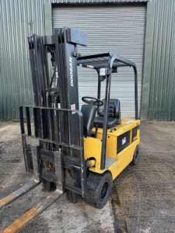 DOOSAN 1.8 TONNE ELECTRIC FORKLIFT TRUCK CONTAINER SPEC *12% BP*