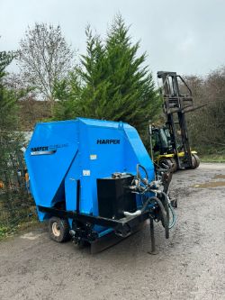 UNUSED HARPER GOOSEN TURBO VAC 40RH TURF SWEEPER VACCUM - IN WORKING ORDER