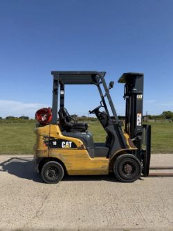 2018 CATERPILLAR FORKLIFT - 1.8 TON LIFT CAPACITY *12% BP*