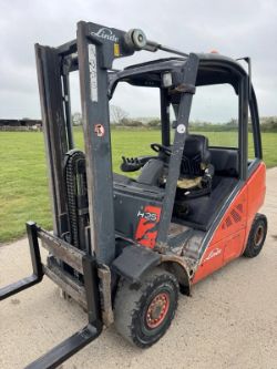 LINDE H25D DIESEL FORKLIFT TRUCK CONTAINER SPEC *12% BUYERS PREMIUM*