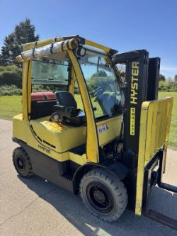 HYSTER 2.5 TONNE GAS FORKLIFT TRUCK - CONTAINER SPEC *12% BP*