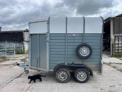 WESSEX HORSE TRAILER