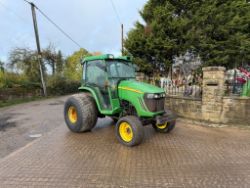 55 REG. JOHN DEERE 4520 53HP 4WD COMPACT TRACTOR