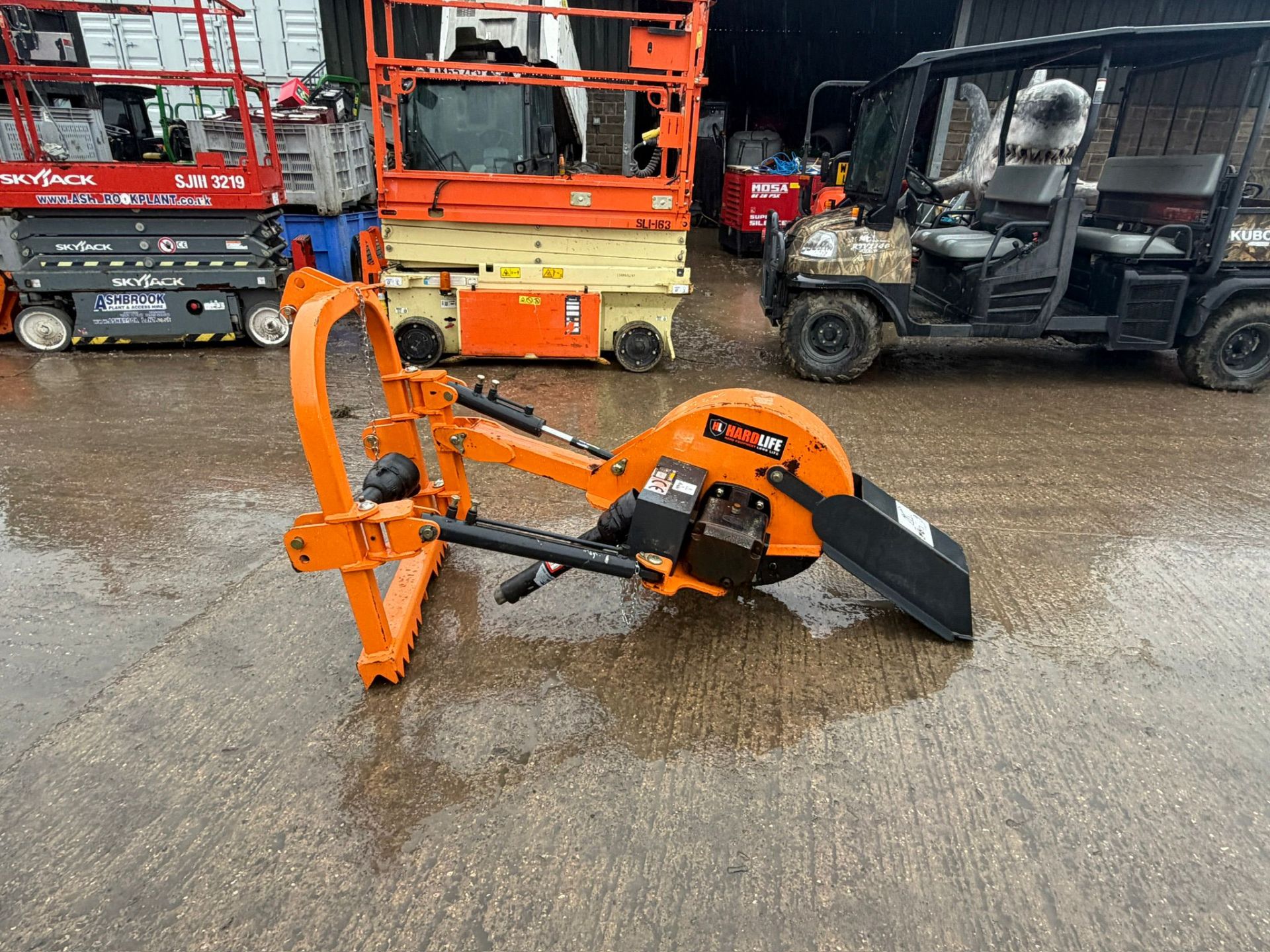 UNUSED HARDLIFE SG24-PRO PTO DRIVEN STUMP GRINDER - Image 5 of 9