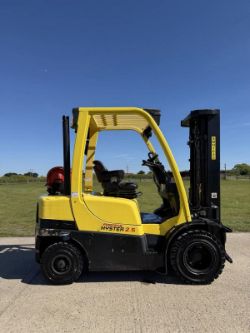 2012 HYSTER 2.5 TON LIFT CAPACITY FORKLIFT *12% BP*