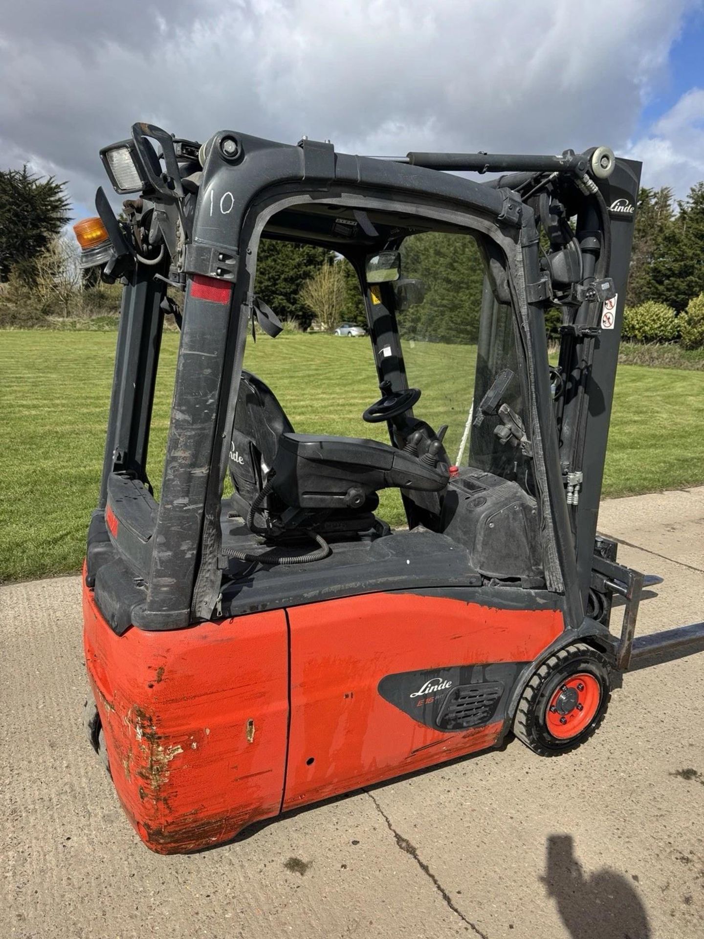 2020 LINDE 1.6 TONNE ELECTRIC FORKLIFT TRUCK CONTAINER SPEC *12% BP* - Image 2 of 3