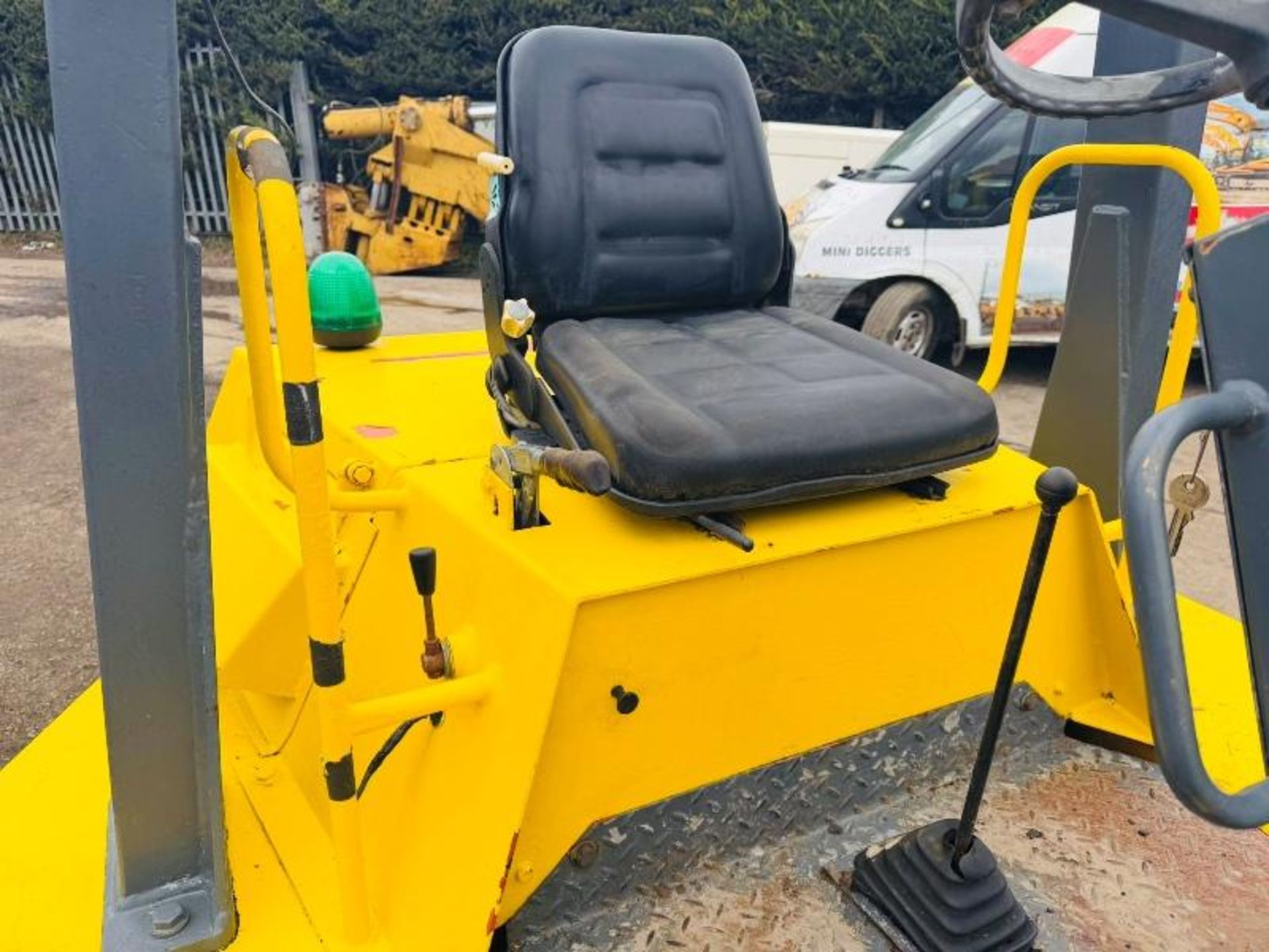 BENFORD DUMPER *C/W LISTER ENGINE* - Image 12 of 14