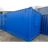 20X8 FT ANTI VANDAL UNIT *INSULATED* *ELECTRIC*