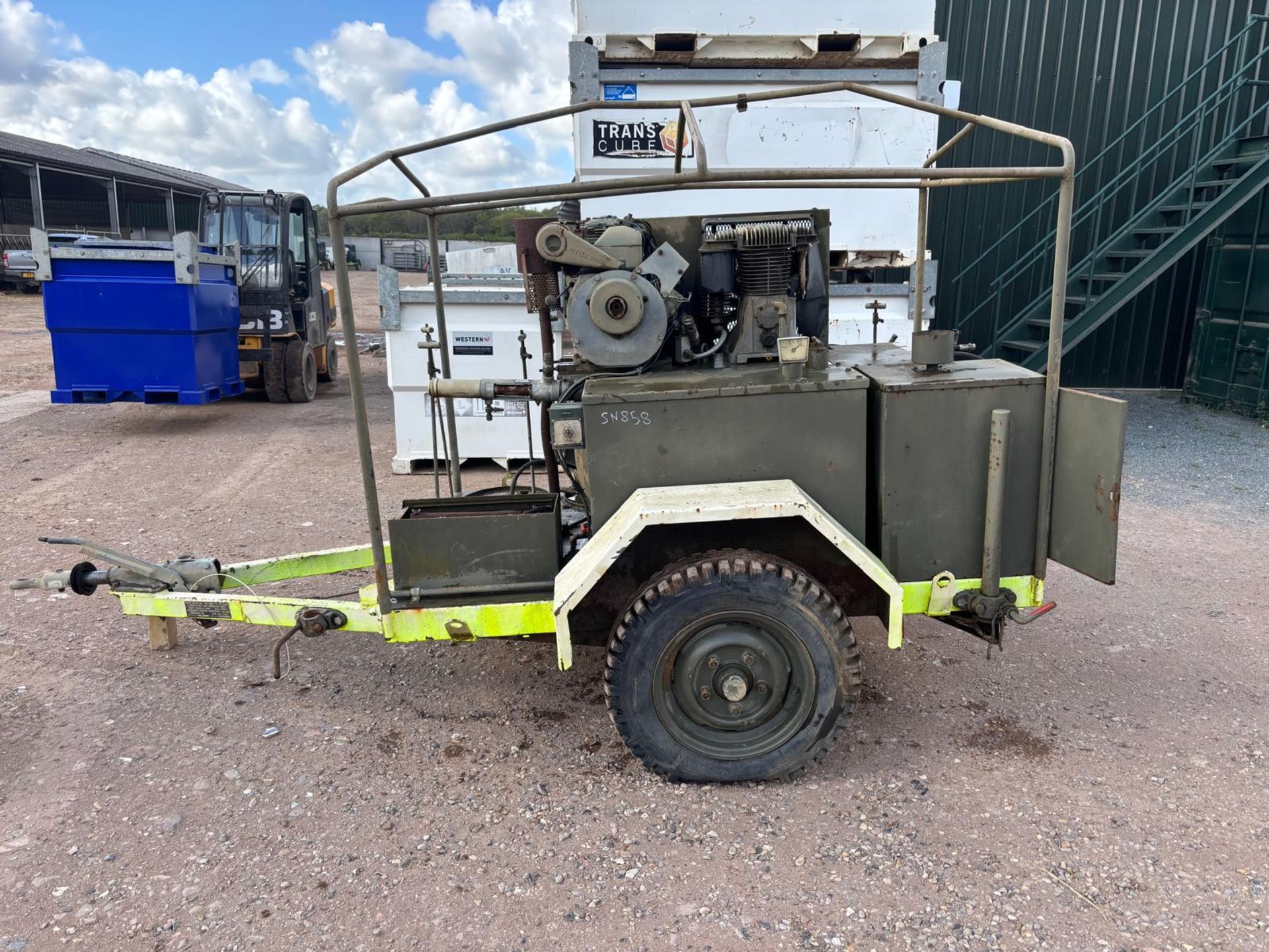 EX ARMY GENERATOR - Image 3 of 10