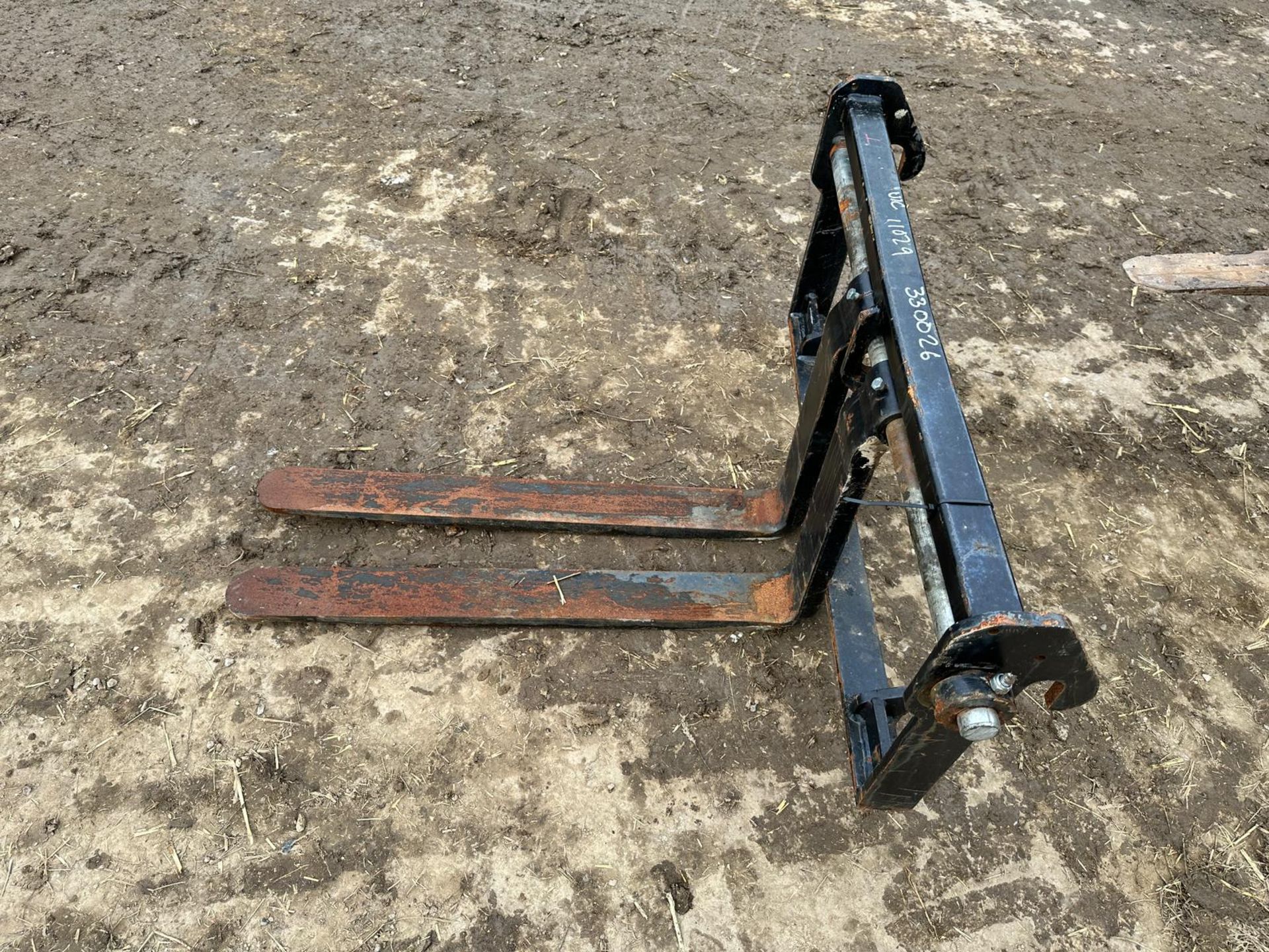 PALLET FORKS WITH FRAME - SLIDING PALLET FORKS - Image 3 of 8