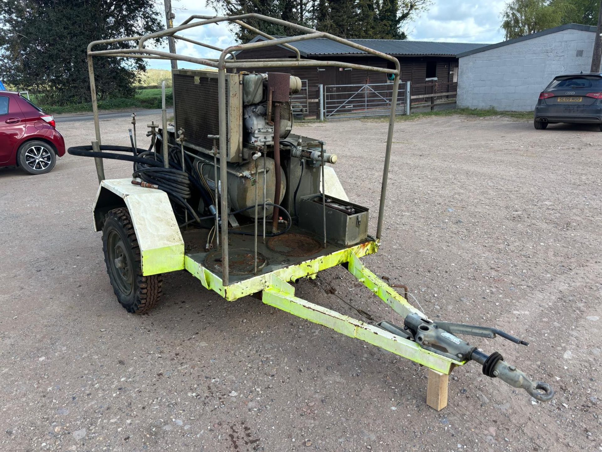 EX ARMY GENERATOR - Image 4 of 10