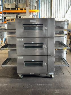 LINCOLN IMPINGER TRIPLE DECK GAS PIZZA OVEN - 32 INCH