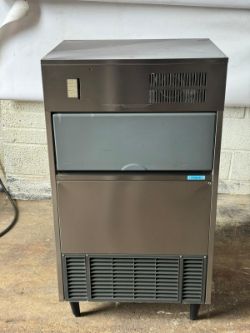 IMC COMPACT ICE MAKER