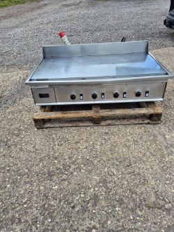 MALIBU KEATING CHROME TOP GRIDDLE 3 PHASE ELECTRIC 18KWA