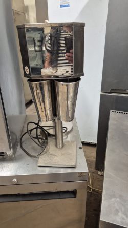 MILKSHAKE MIXER 2 JUG
