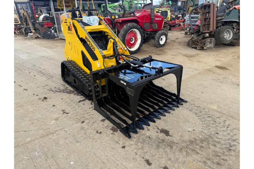 NEW/UNUSED 2025 CAPTOK 44? HYDRAULIC MINI SKIDSTEER MUCK/LOG GRAB - Image 9 of 10