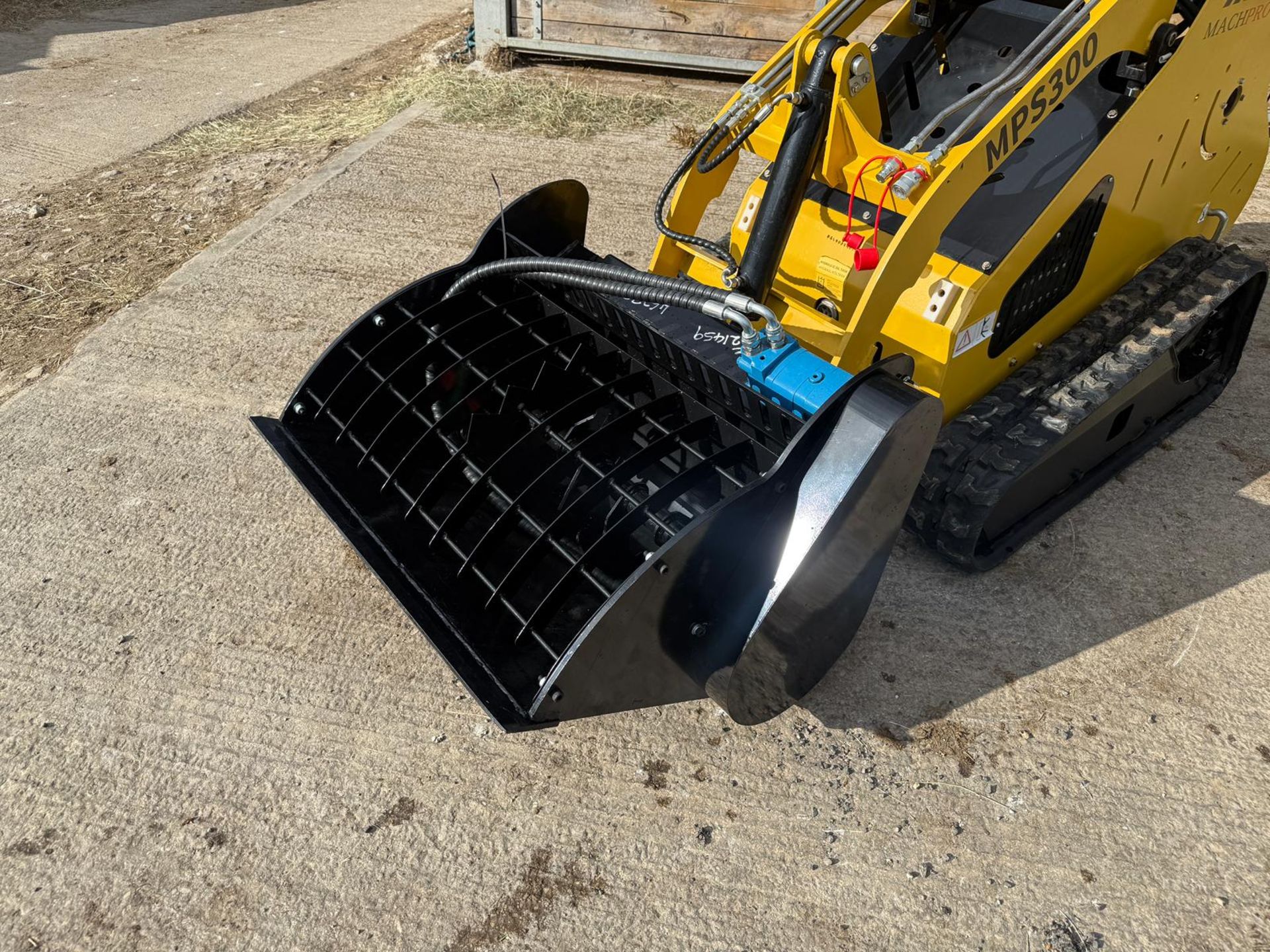 NEW 2025 CAPTOK HYDRAULIC 32? MIXING BUCKET - Image 3 of 9