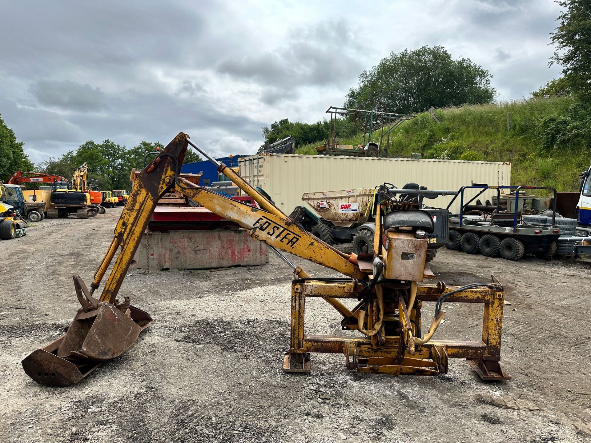 FOSTER D3 BACKHOE LOADER - SWING BOOM - Image 9 of 13