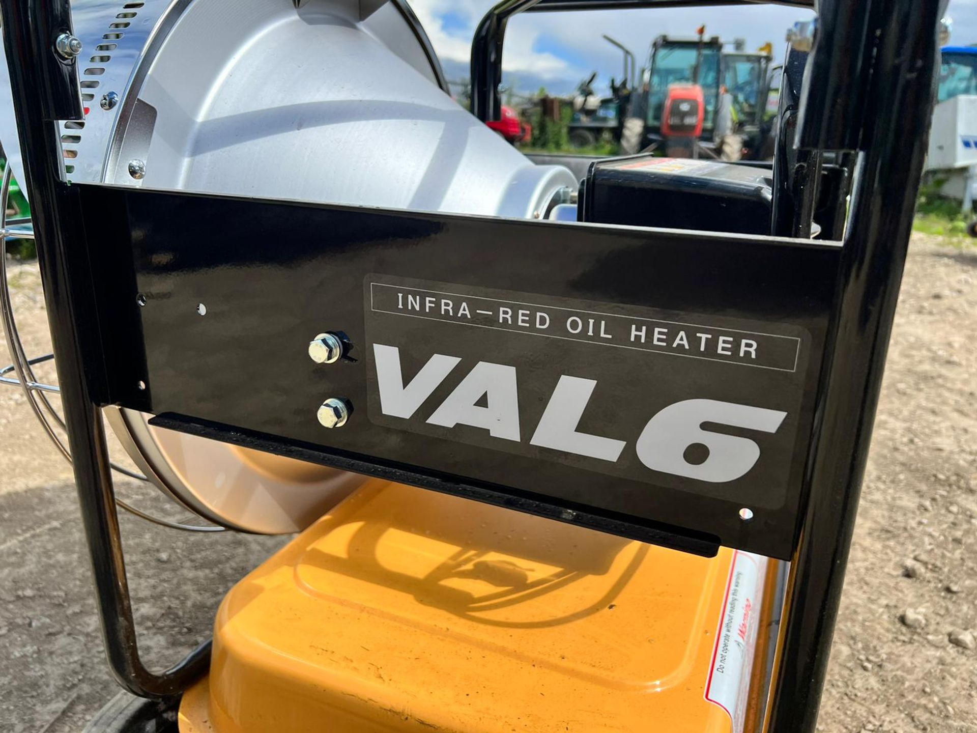 NEW VAL6 INFRA-RED SPACE HEATER - Image 2 of 8
