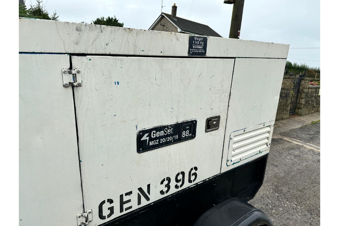 2008 GENSET MGZ 20/20/15 20KVA DIESEL SINGLE AXLE TOWBEHIND GENERATOR - Image 13 of 15