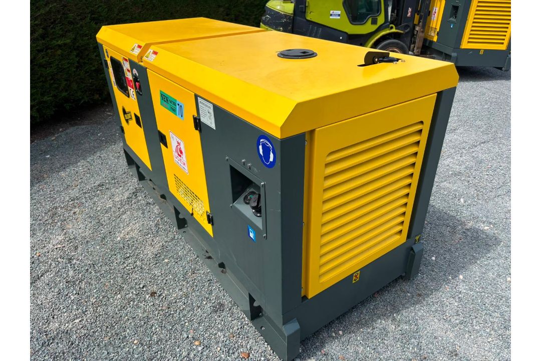 2026 ASHITA AG3-70E 70KVA SUPER SILENT GENERATOR - BRAND NEW - Image 4 of 8