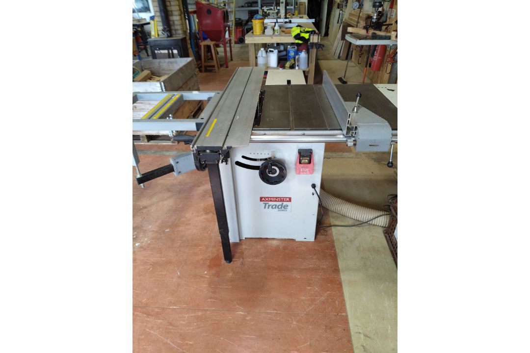 PANEL SAW/TABLE SAW AND ACCESSORIES - Image 4 of 8