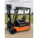 DOOSAN 2 TONNE ELECTRIC FORKLIFT TRUCK 3 WHEELS - Image 4 of 6
