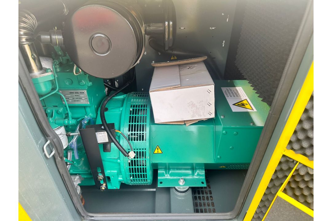 NEW/UNUSED 2025 ASHITA 70KVA DIESEL SOUND PROOF GENERATOR - Image 10 of 12