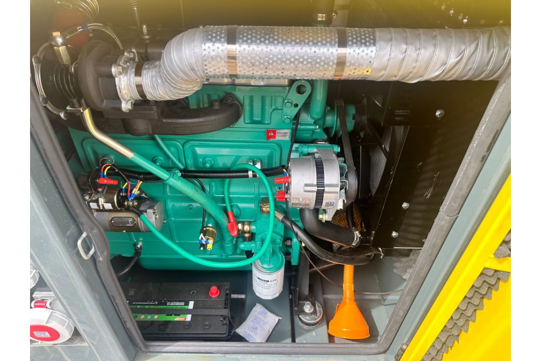NEW/UNUSED 2025 ASHITA 70KVA DIESEL SOUND PROOF GENERATOR - Image 7 of 12
