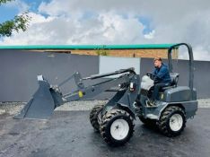 SHANDONG R906 WHEELED LOADER*C/W ROLL BAR & BUCKET*
