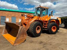 DOOSAN DL300 LOADING SHOVEL* C/W BUCKET*