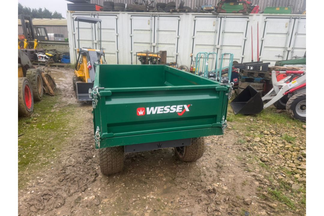 NEW/UNUSED WESSEX 1.25 TON SINGLE AXLE TIPPING TRAILER - Image 4 of 8
