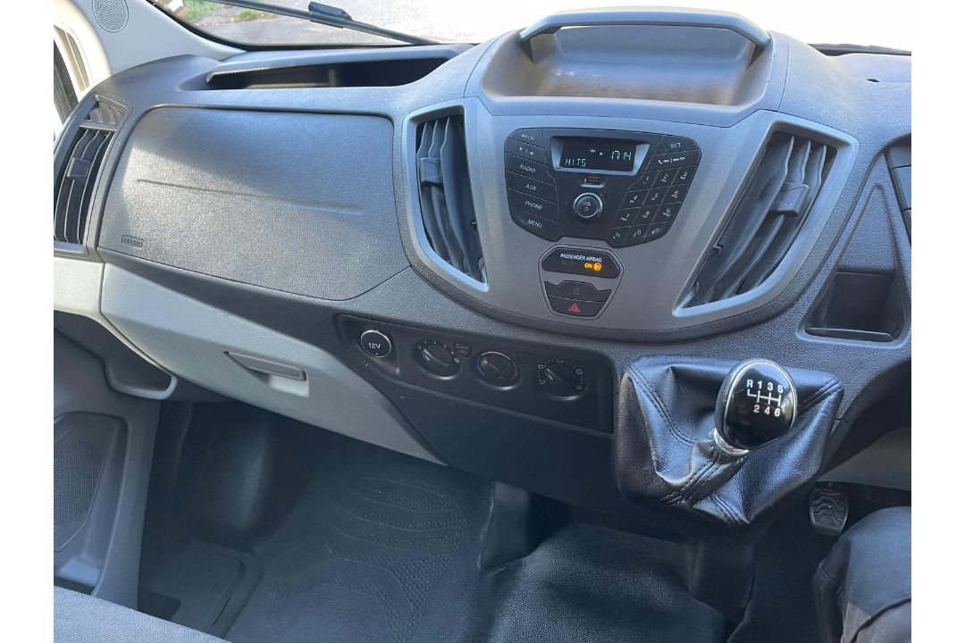 2018 18 FORD TRANSIT 350 PANEL VAN - 69K MILES - HEATED SEATS - EX BT - *NO VAT* - Image 12 of 19