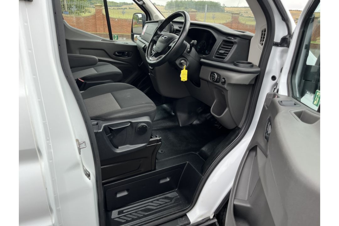2020 20 FORD TRANSIT 460 TREND ECOBLUE MINIBUS - 35K MILES -17 SEATS - EX CADETS *NO VAT* - Image 7 of 22