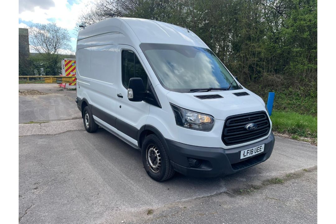 2018 18 FORD TRANSIT 350 PANEL VAN - 69K MILES - HEATED SEATS - EX BT - *NO VAT* - Image 3 of 19