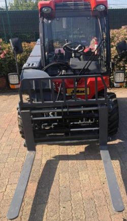 2025 JMT1500 TELEHANDLER - PERKINS ENGINE - QUICK HITCH - EX DEMO - ONLY 31 HOURS, NO VAT!