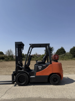 2012 DOOSAN G35C 5 FORKLIFT - 9600HOURS
