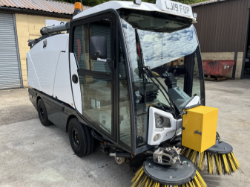 2019 19 JOHNSTON 200 SWEEPER - EX COUNCIL - EURO 6