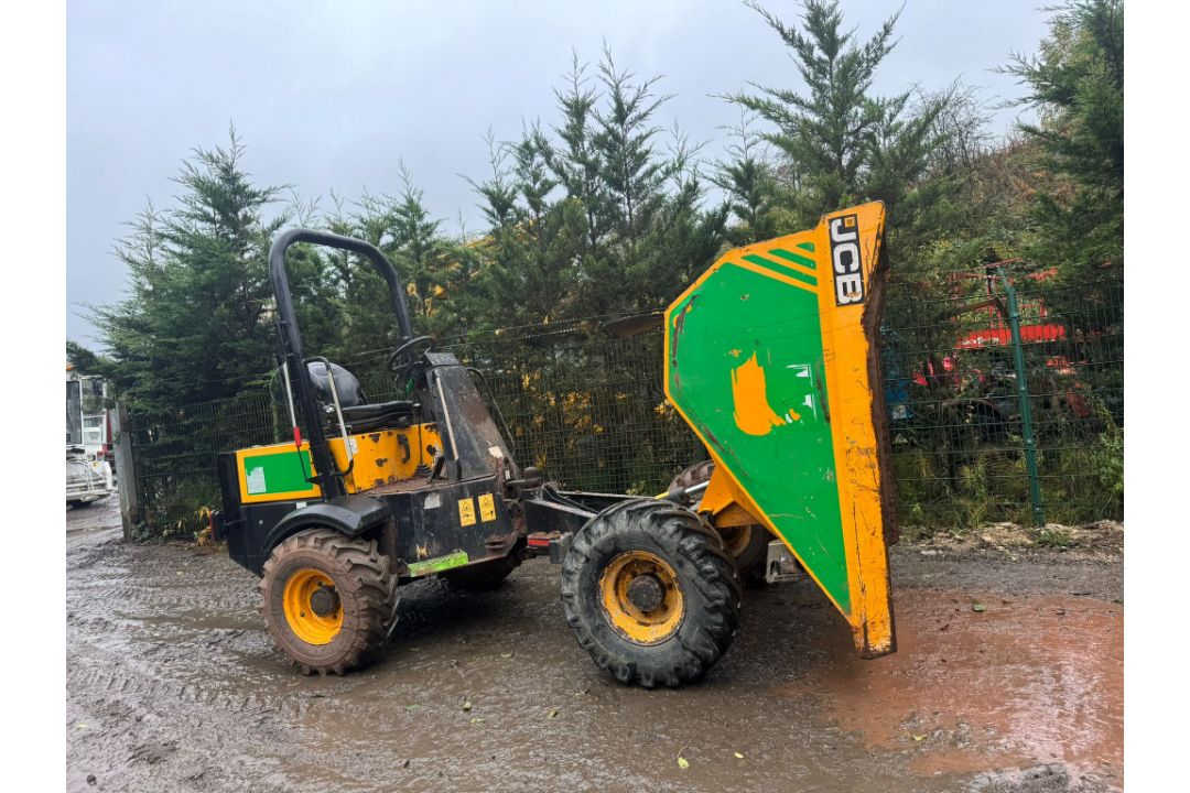 2017 JCB 3T-1 FRONT TIP 3 TON DUMPER - 1756 HOURS - RUNS AND DRIVES. - Image 4 of 12