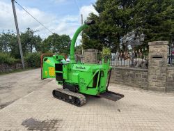 2014 GREENMECH ARBTRACK 150 6” DIESEL TRACKED WOOD CHIPPER - 952 HOURS