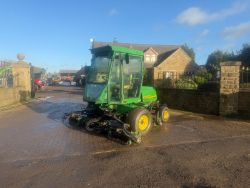 JOHN DEERE 3235B 4WD 3 GANG CYLINDER FAIRWAY MOWER
