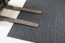 NEW HEAVY-DUTY CARPET TOPPED MAT