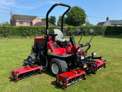 2017 TORO 5 GANG MOWER - 2617 HOURS