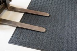 NEW HEAVY-DUTY CARPET TOPPED MAT