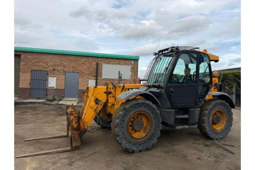 JCB 560-80 WASTE MASTER TELEHANDLER*C/W PALLET TINES* - Image 1 of 20