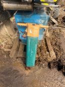 AIR OPERATED HAMMER FOR COMPRESSOR